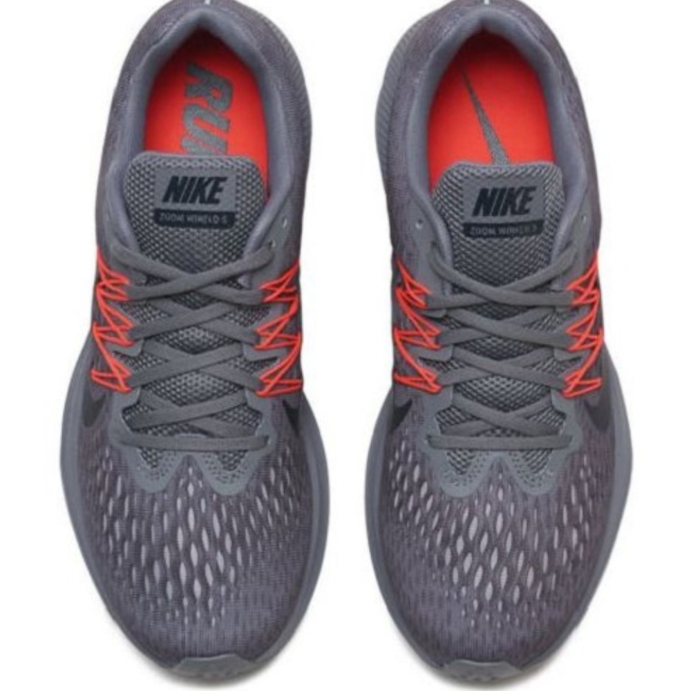 NIKE Men's Zoom Winflo 5 Running Shoe- Gunsmoke